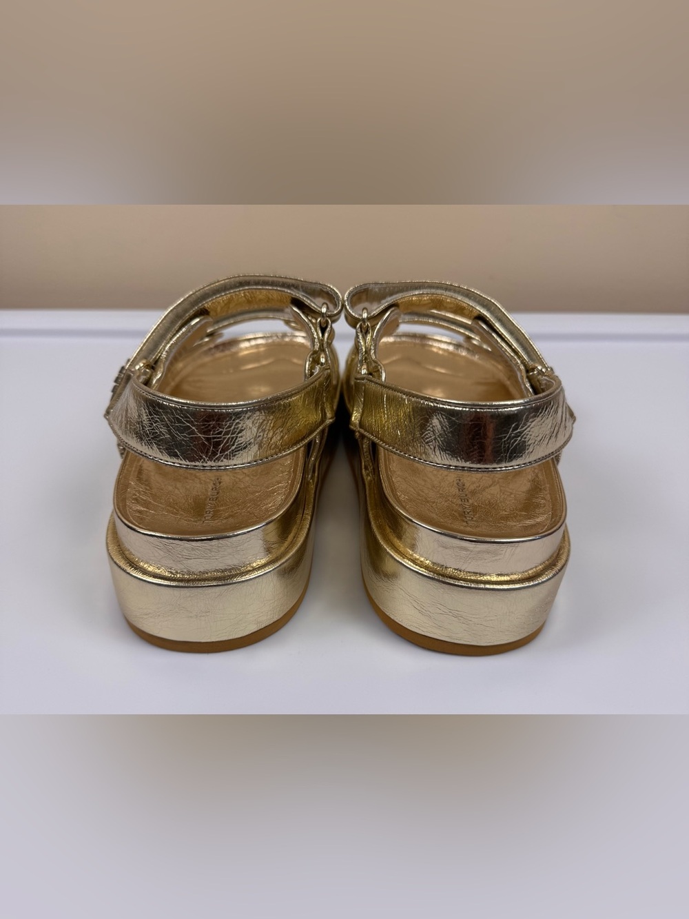 Tory Burch Kira Sport Sandal Crinkle Metallic Leather in Sparkle Gold - Picture 5 of 10